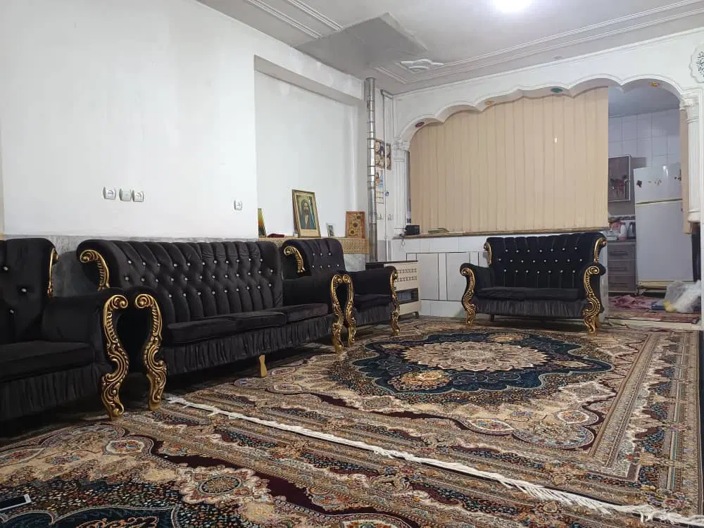 فروش خانه ویلایی واقع در زرین شهر
