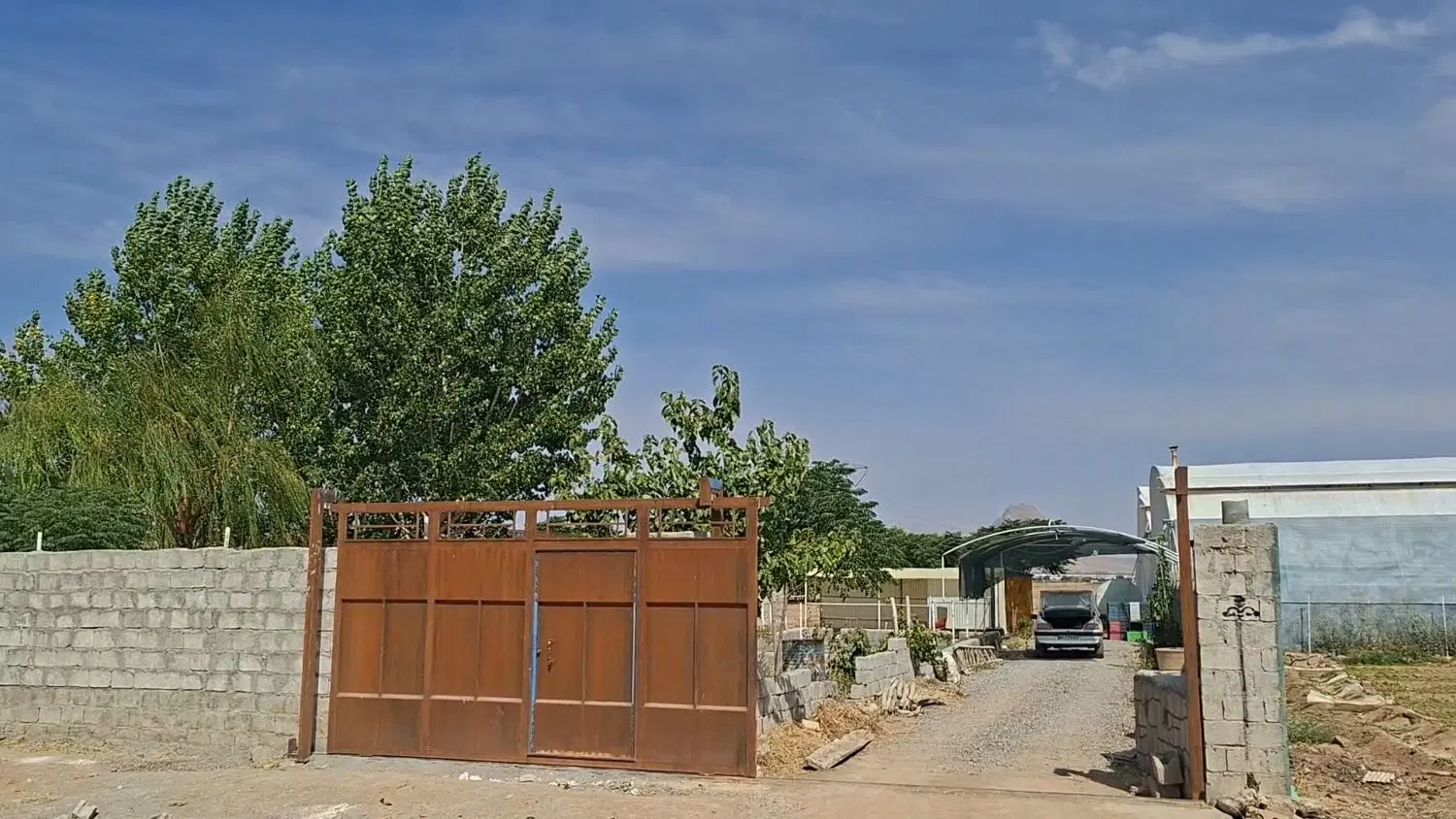باغ و گلخانه(مجموعه تفریحی و کاری)
