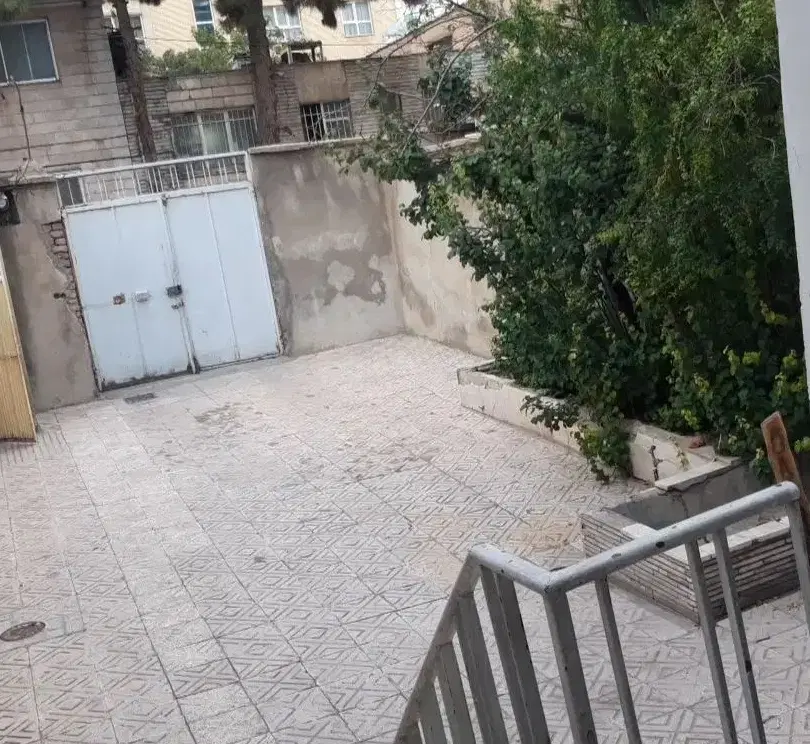 منزل ویلایی دربستی سوئیت نزدیک حرم با پارکینگ
