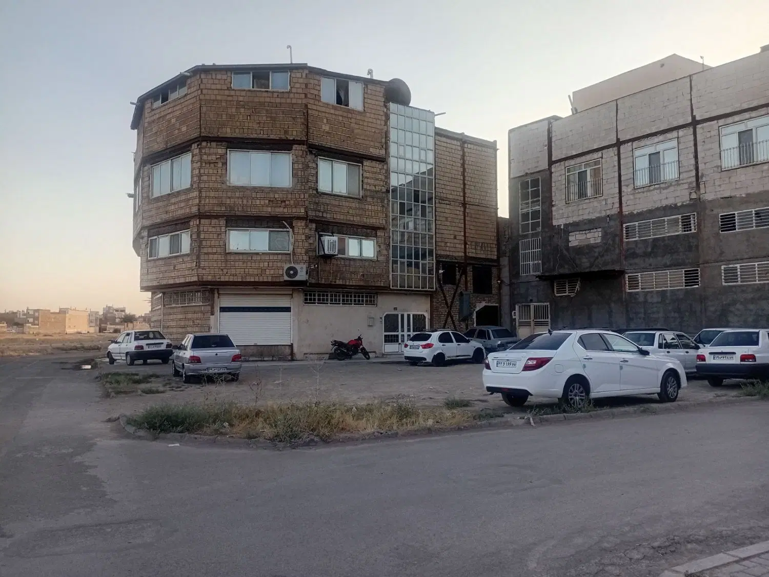 زمین صنعتی مفتح شرقی