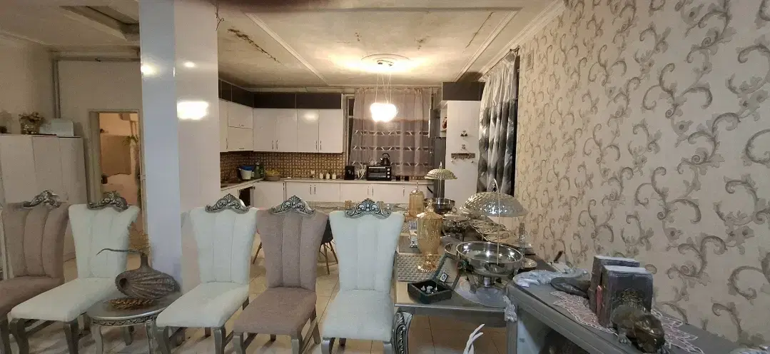 110مترسالن بزرگ،فول