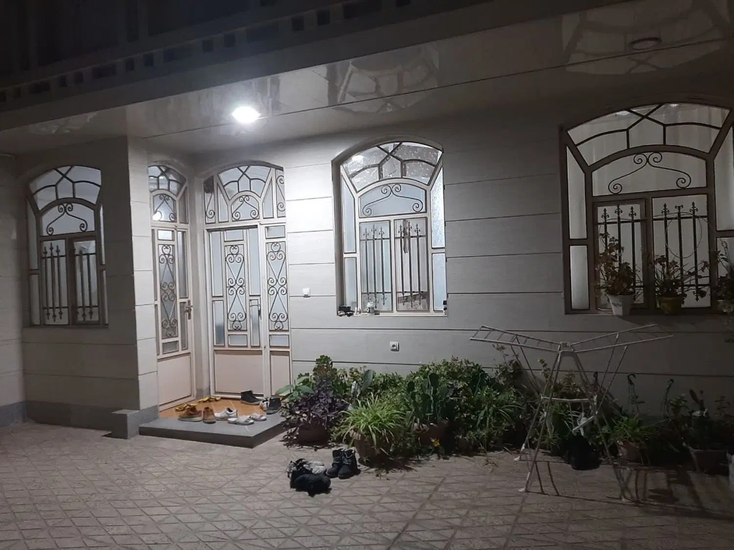 اجاره ویلا ۲۰۰متری  ۲۰۰ متر  ۳ خواب فول امکانات