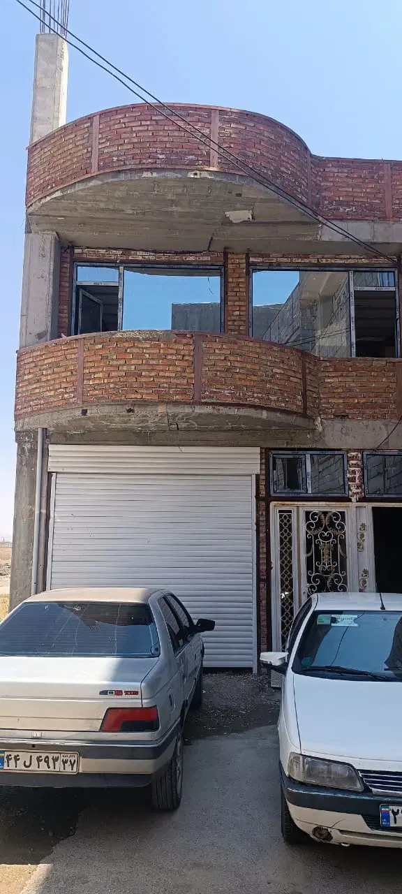 رهن اجاره ۱۳۰ متر در شهر بازرگان موقعیت عالی