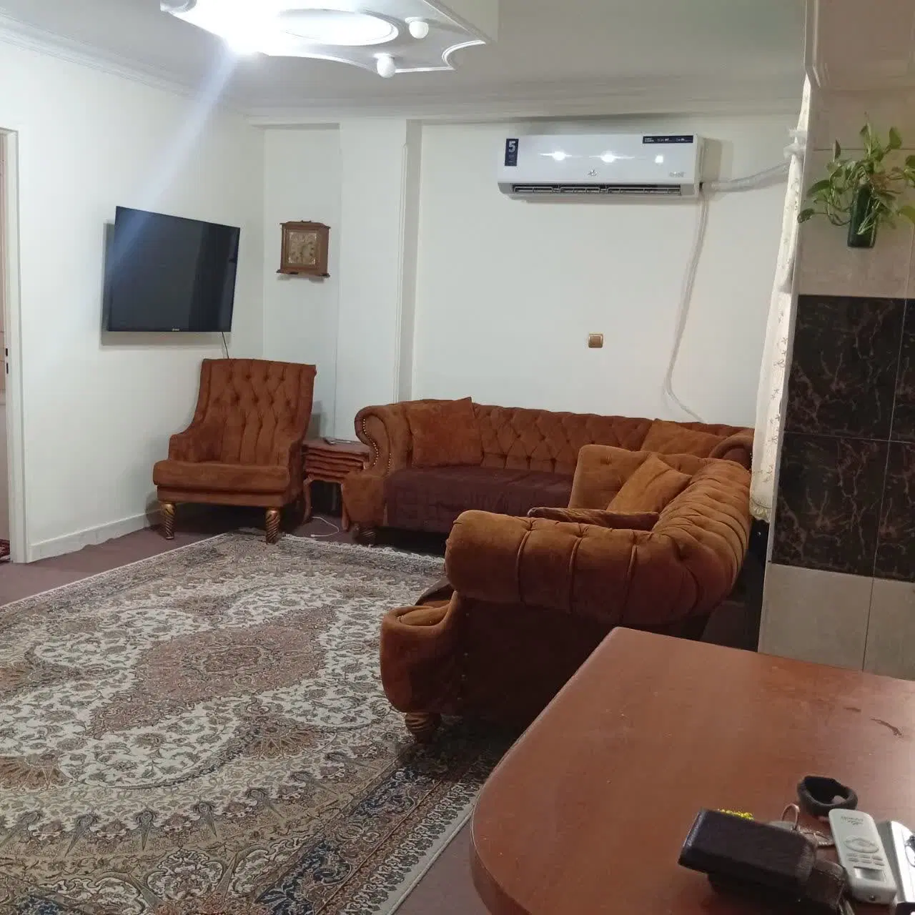 آپارتمان 57 متری نقلی و بسیار خوش نقشه و پرنور