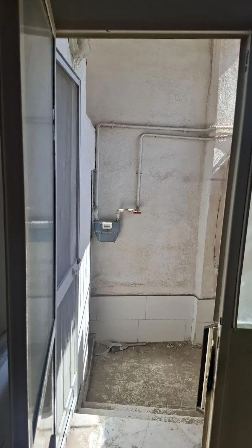 خانه 43متری درپل باغ زندان