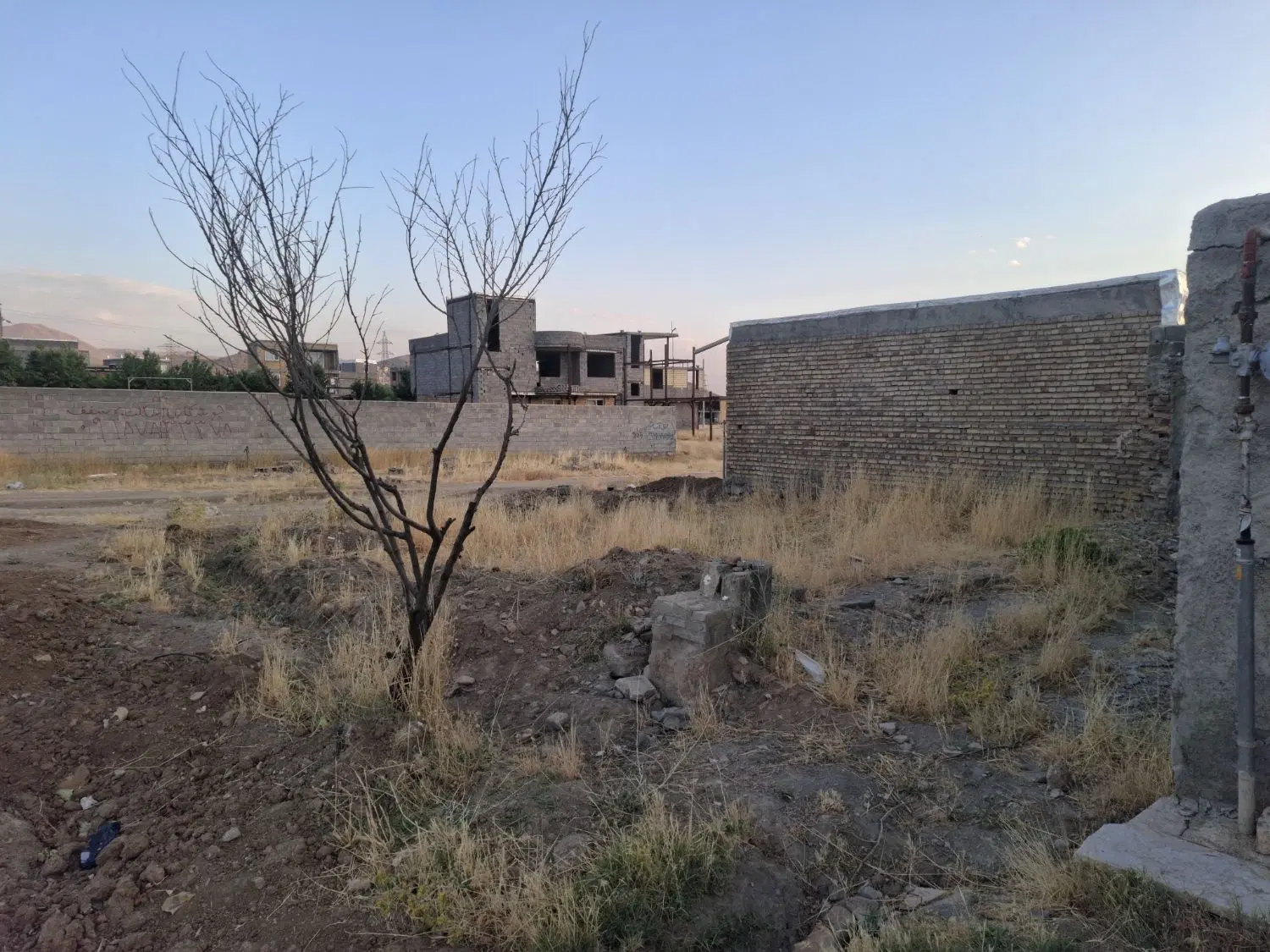 زمین اول نایسر شهرک حافظ