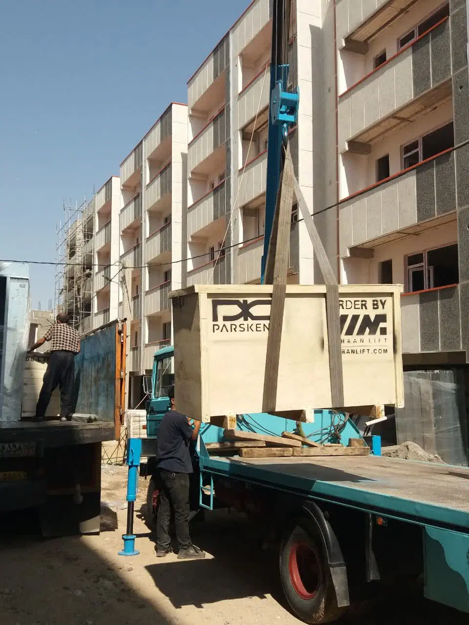 فروش آپارتمان 400 دستگاه