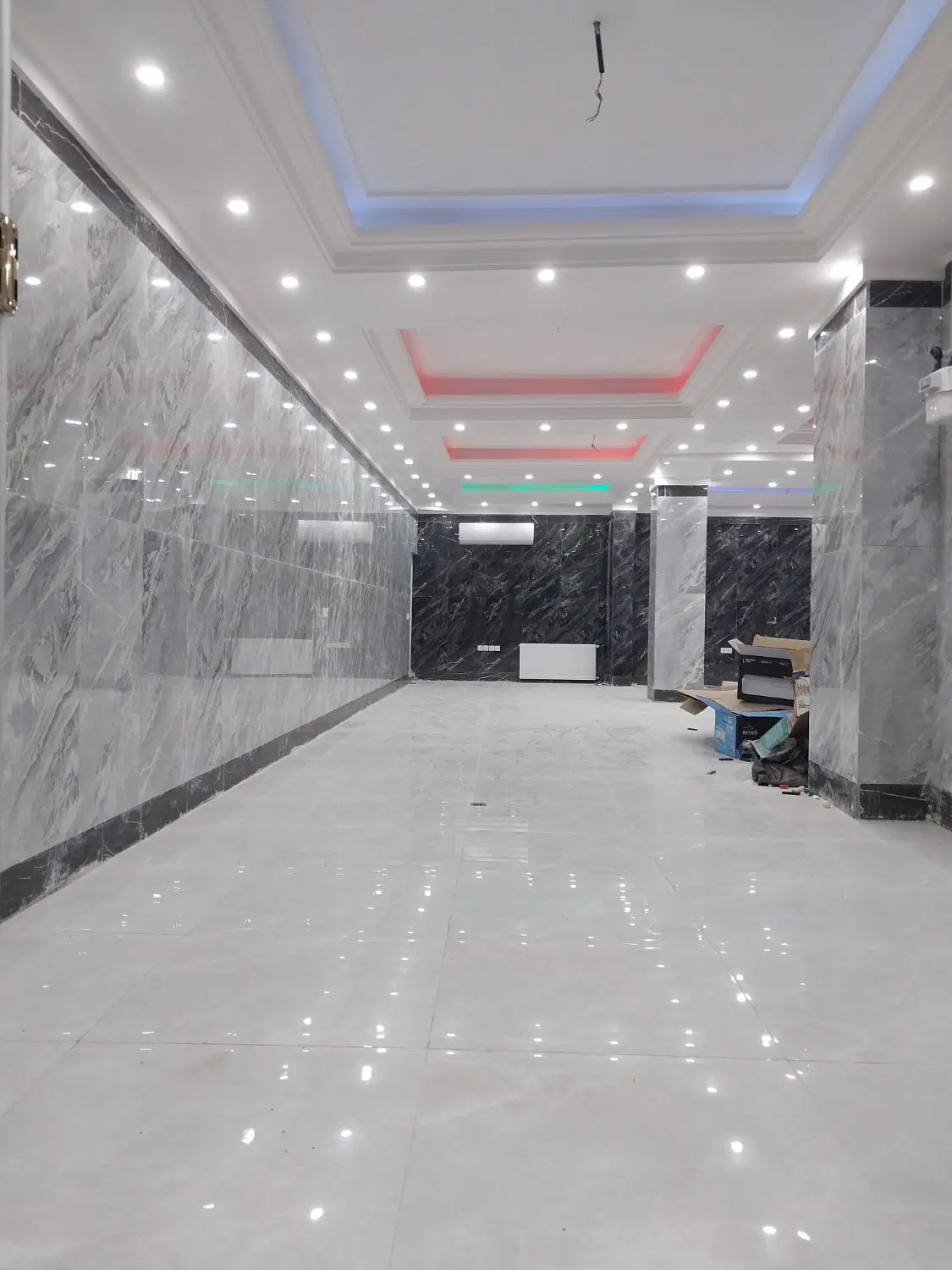 اجاره مغازه ۱۲۵متری نواب اسلامشهر نگارها