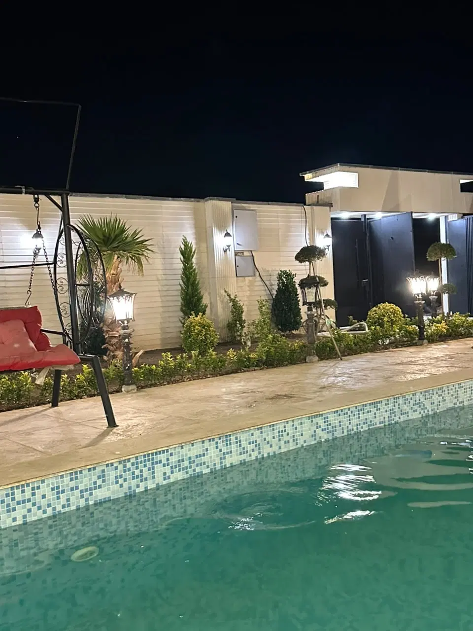 اجاره باغ ویلا عمارت چهارخوابه