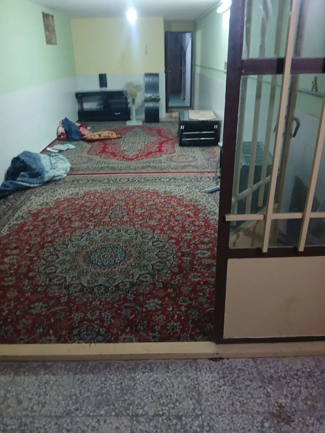 اجاره واحد 65متری