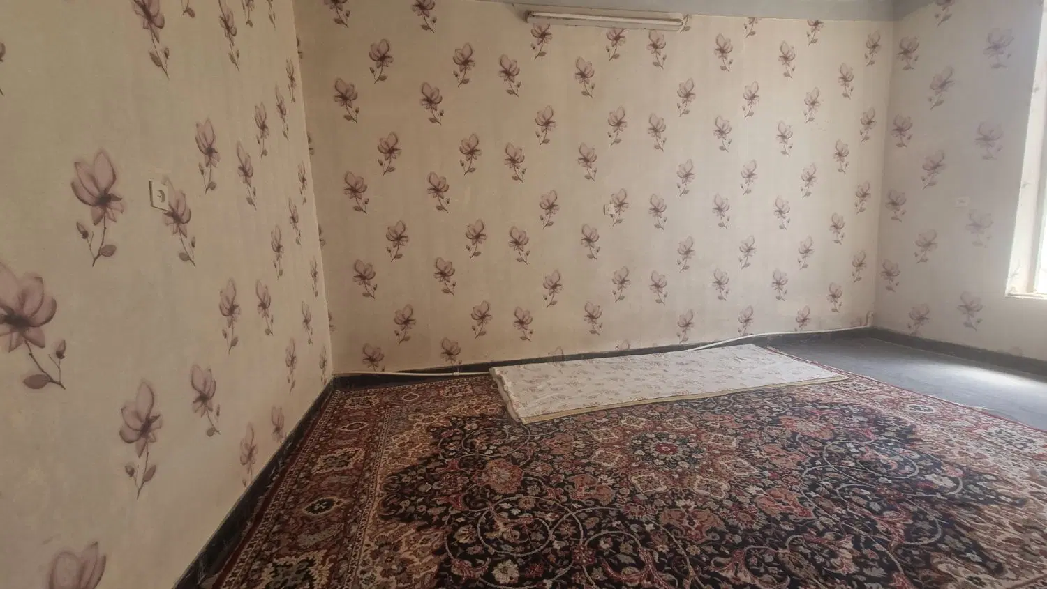 همکف گنبه ای تمیز