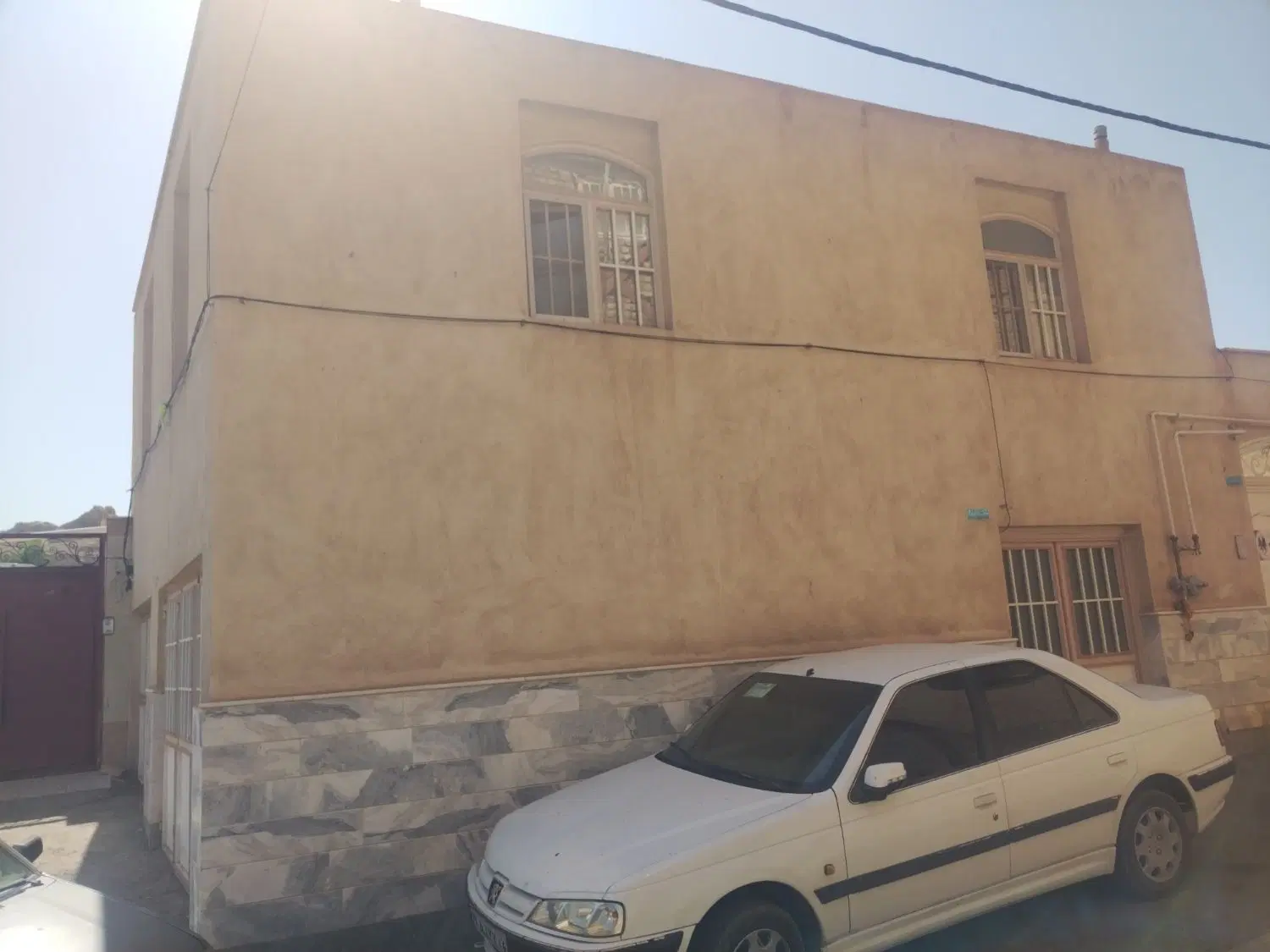 خانه فروشی دوطبقه درروستای خورآباد