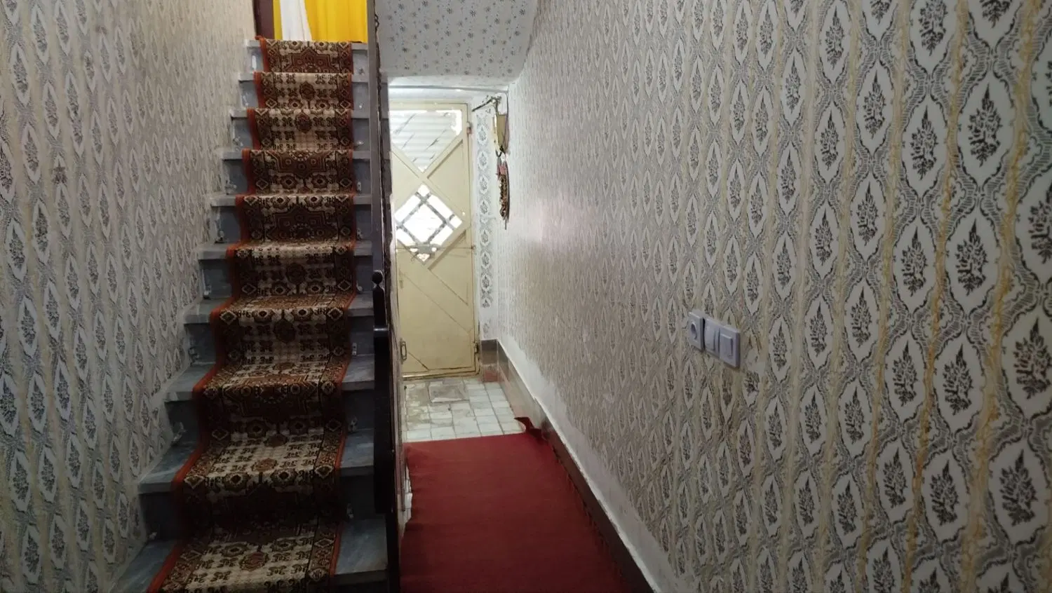 فروش خانه ای دلبازو خوش نقش محدوده چهارراه حسینیه