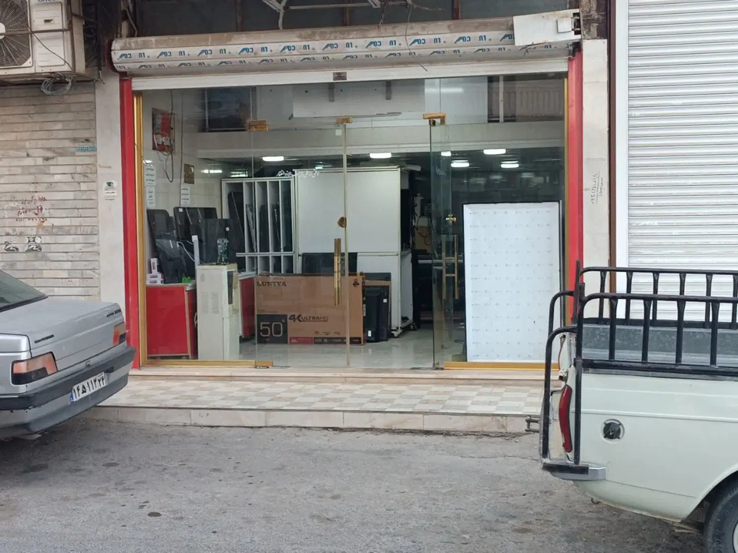 فروش مغازه تجاری در مرکز شهر