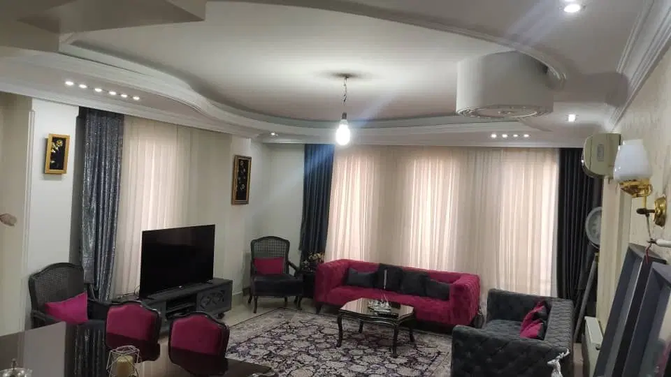 ۸۱ متری دوبر نورگیر