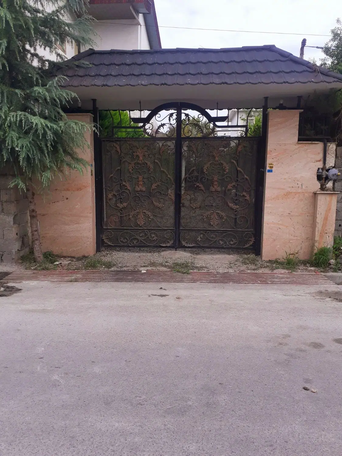 ویلا ۳ خواب استخردار