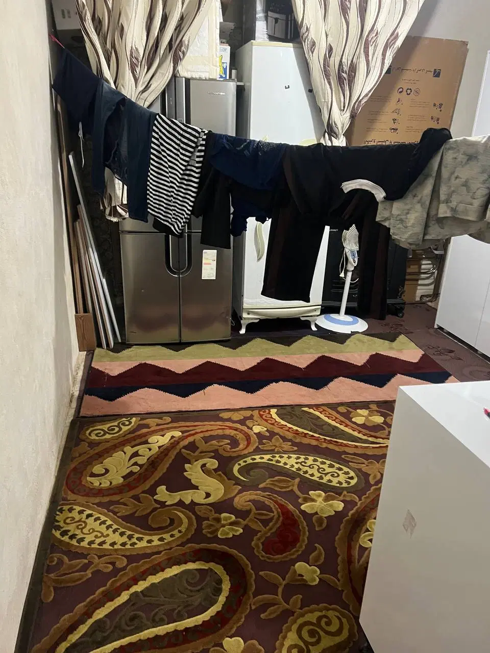اپارتمان طبرسی دوازده همکف ماشین رو