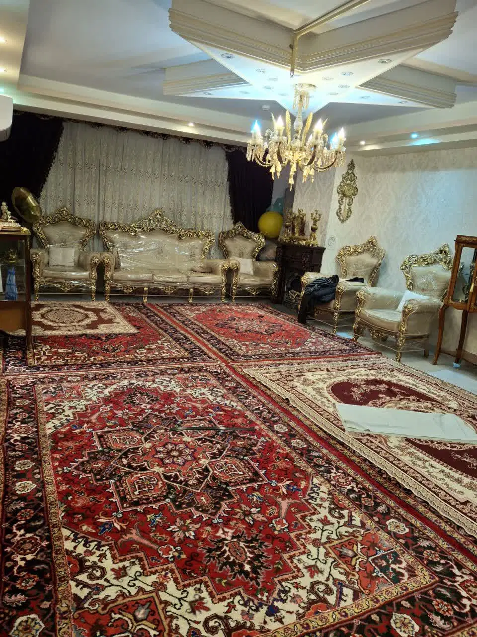 اپارتمان دارای سند ۶دانگ