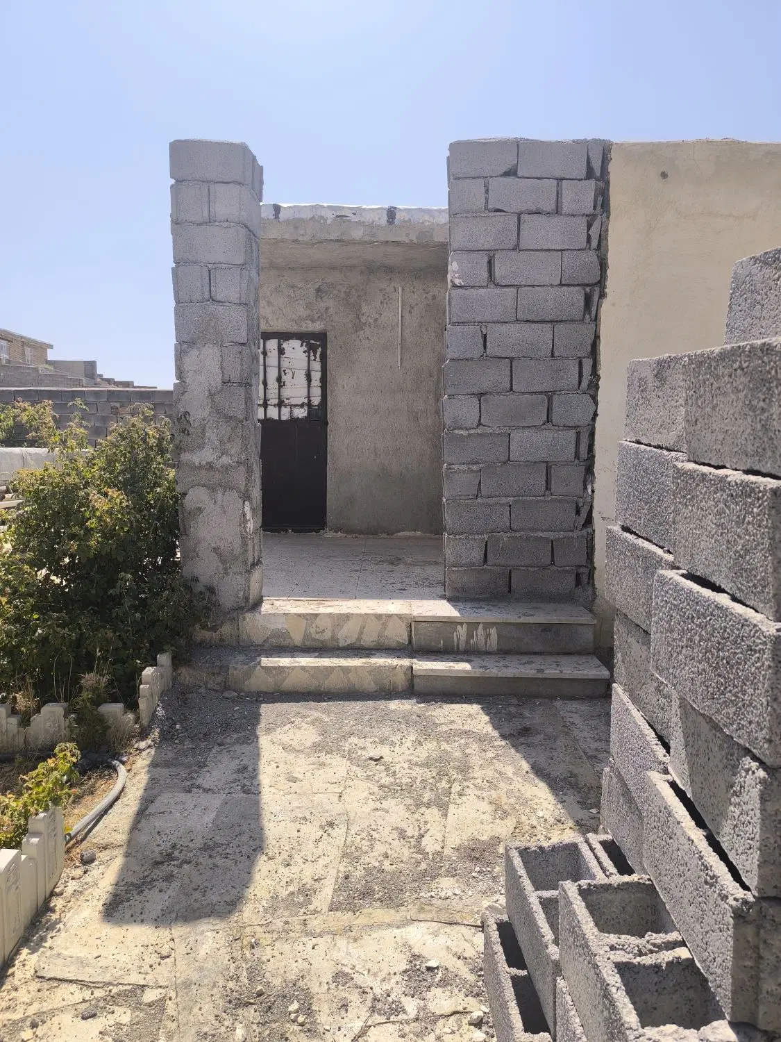 خانه باغ داخل باغستانهای ارم