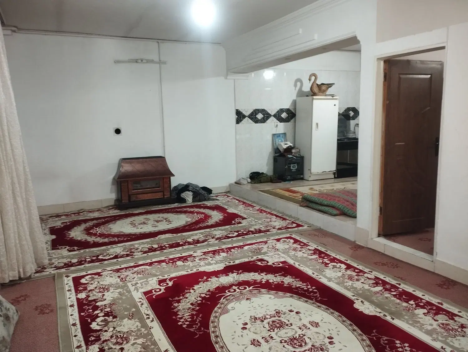 خانه شهرک شهید باهنر طبقه دوم