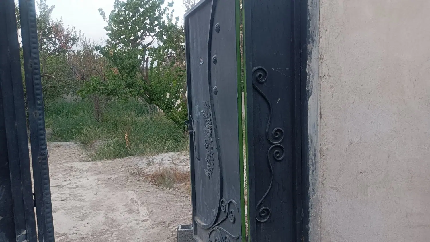 باغچه 300 متری ملارد لم اباد