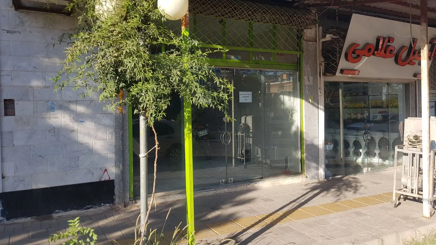 اجاره مغازه ولیعصر۶۰ متر