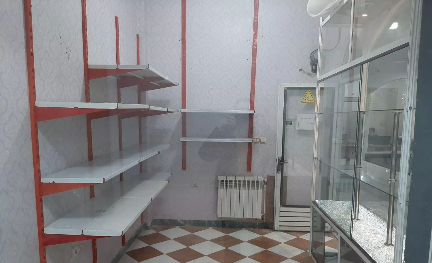 اجاره مغازه در مرکز خرید آذربایجان