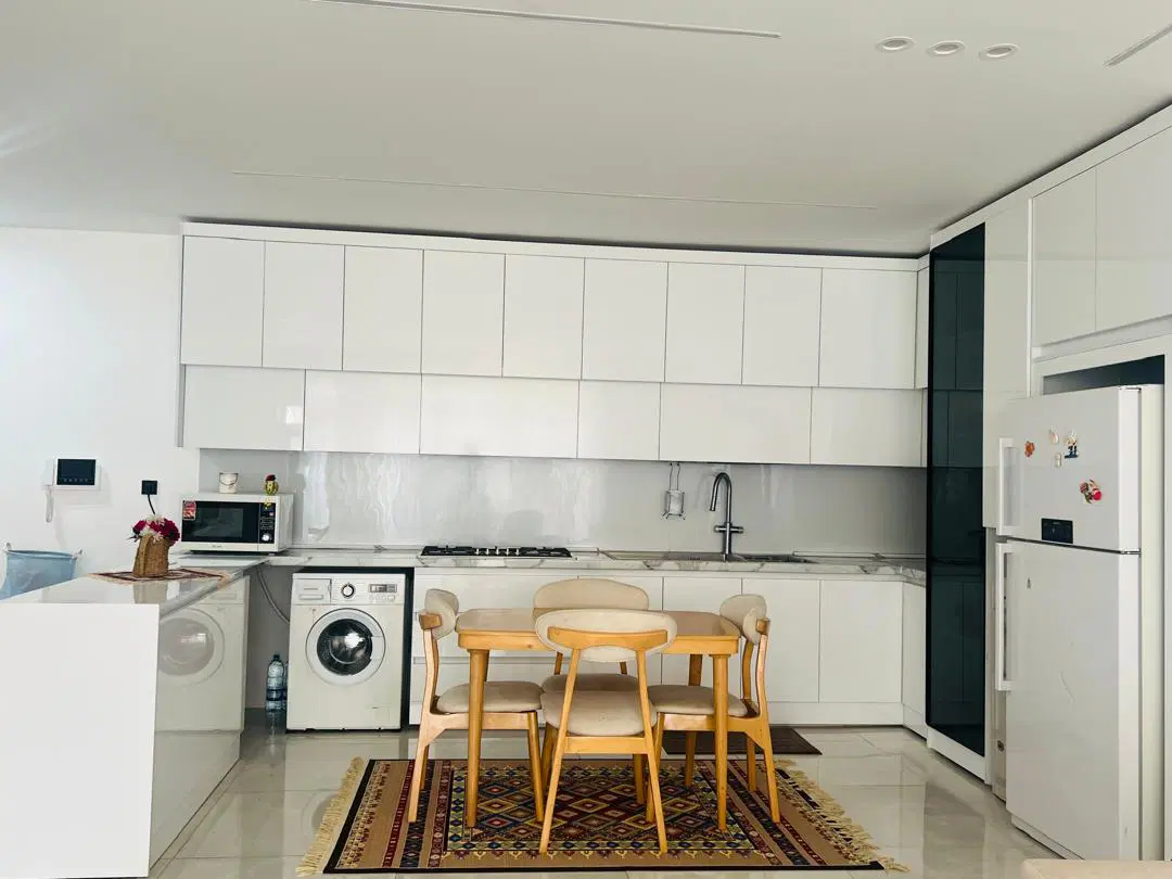 فروش واحد نوساز۱۴۰ متری خیابان برق