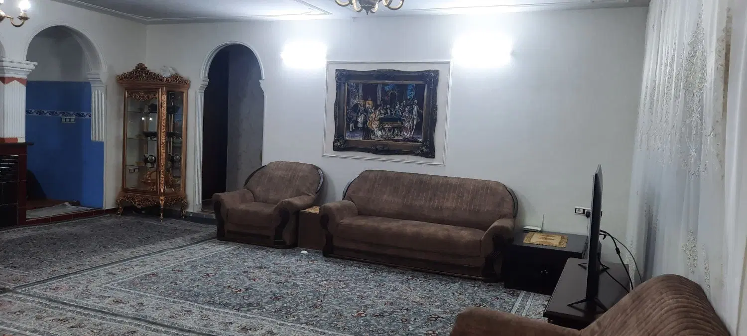 فروش ساختمان سه طبقه در اسلام اباد