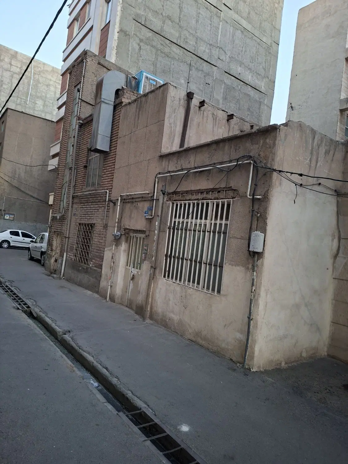 ۱۰۷ متر کلنگی میدان بریانک