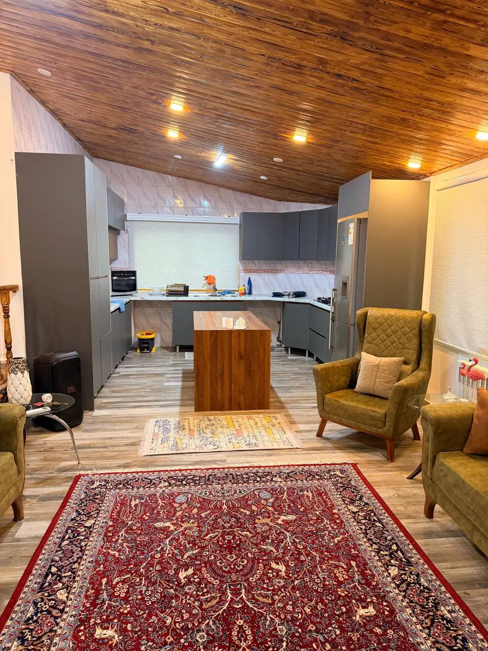 اجاره ویلا *تاپ لوکیشن* شهرکی ۲۴۵ متری سیسنگان