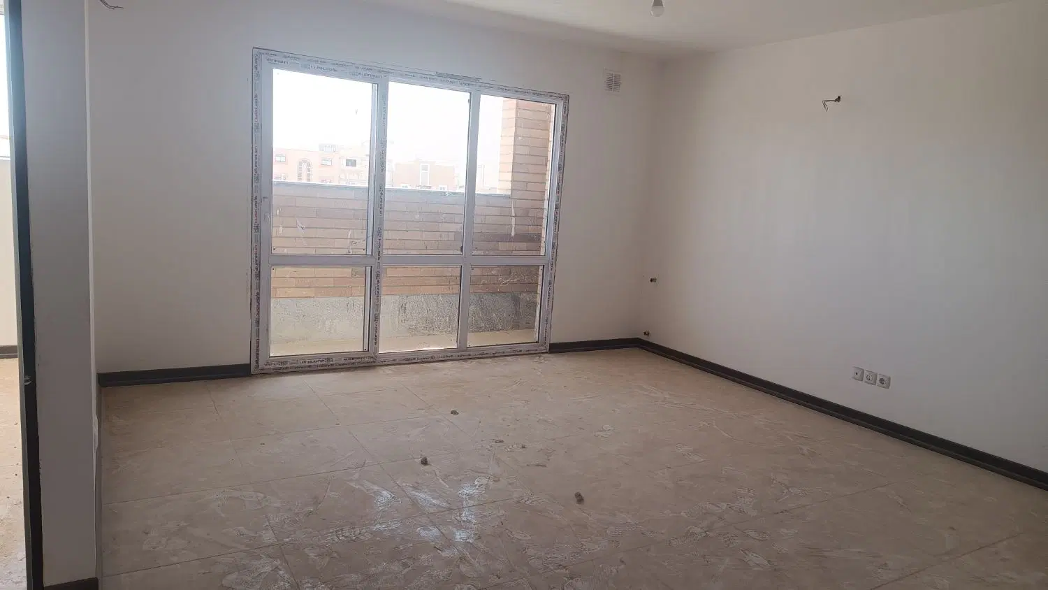 فروش واحد ۶۰ متری برخوار