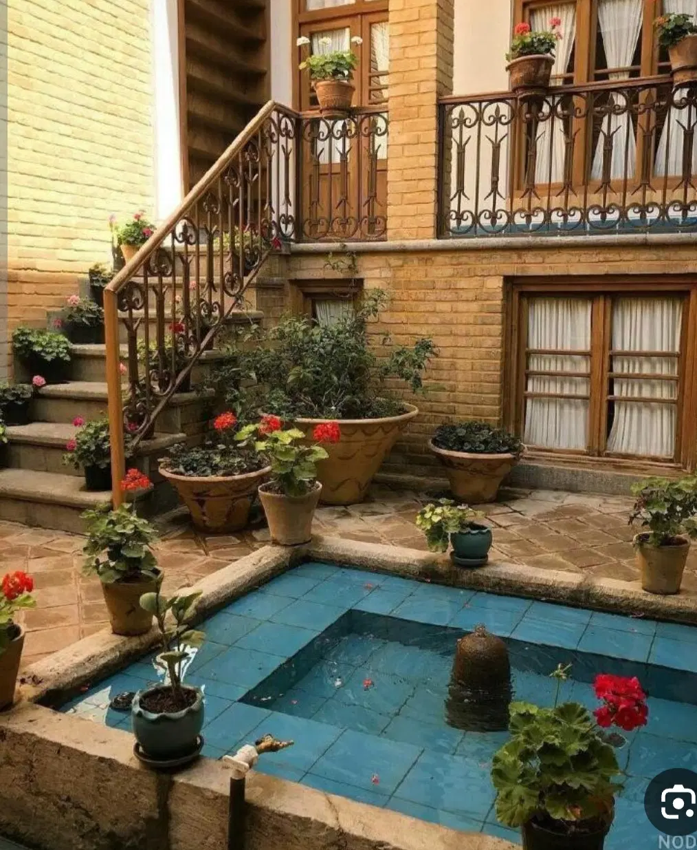 خانه کلنگی قابل نشیمن