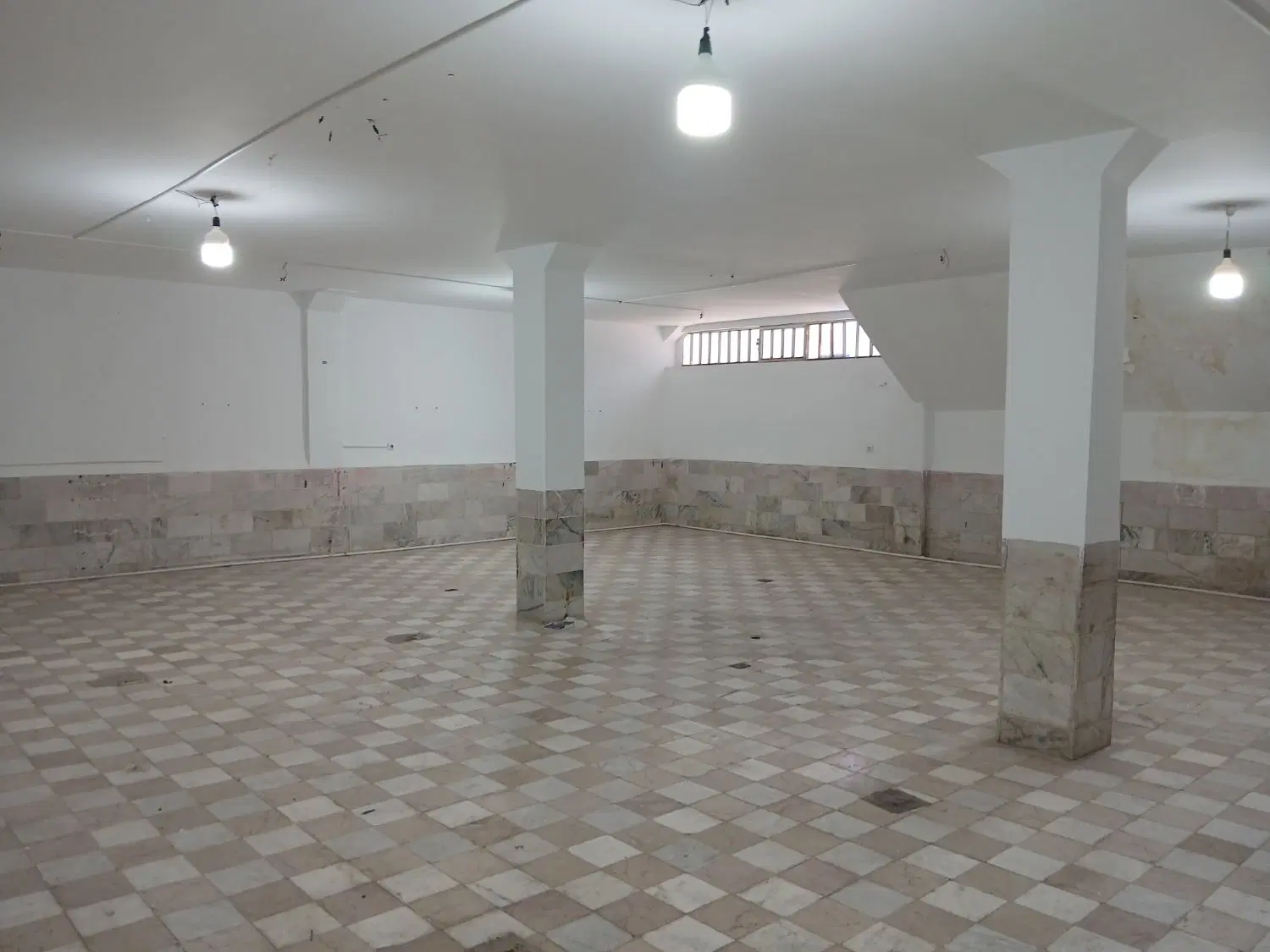 زیرمین جهت اجاره