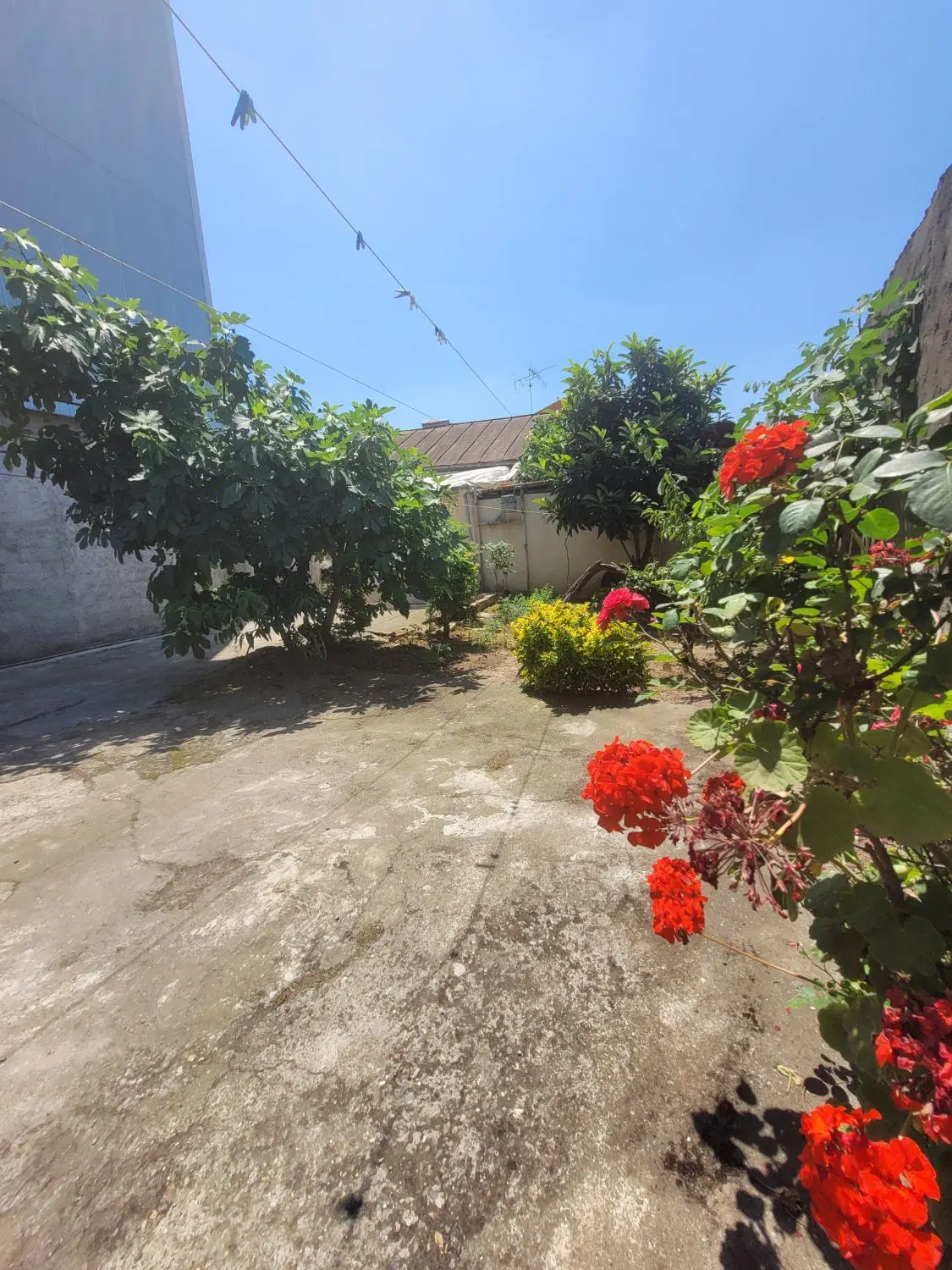 فروش_معاوضه ویلایی 330متری 2نبش سند_چهار راه گلسار