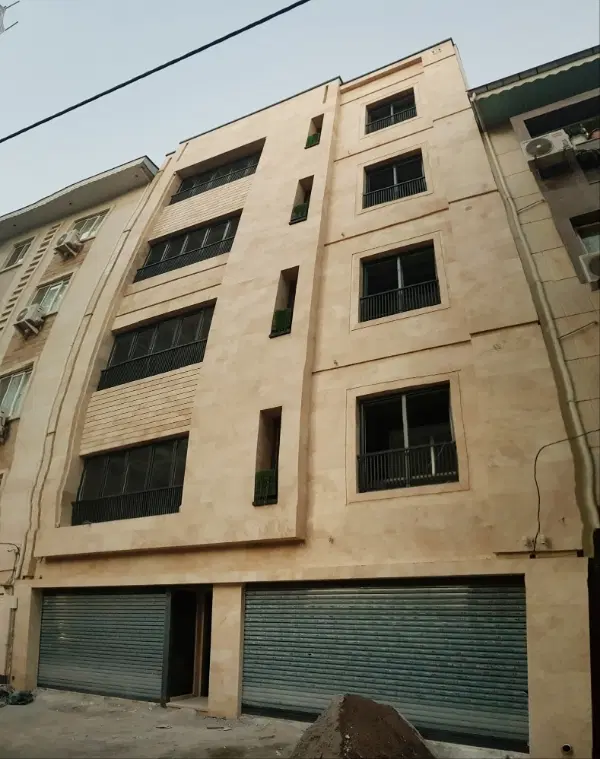 ملک خیابان ۸دی