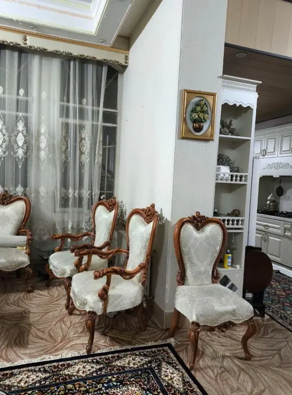 ویلایی سه طبقه و مغازه تجاری سبلان