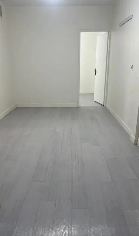۶۰متر_غرق‌نور_فول‌بازسازی_جای پارک موتور