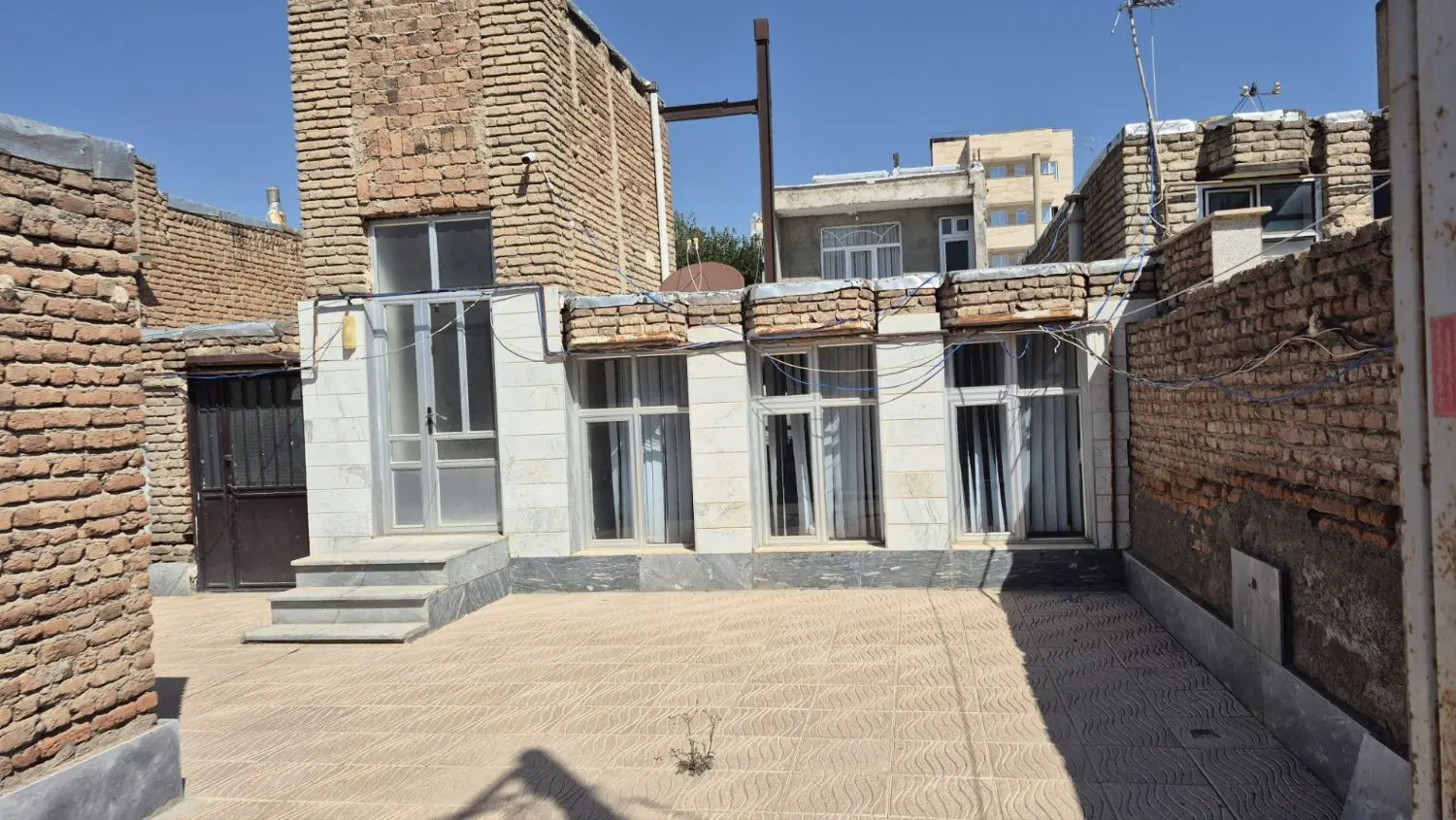 خانه ویلایی در اشرف خانی ۲