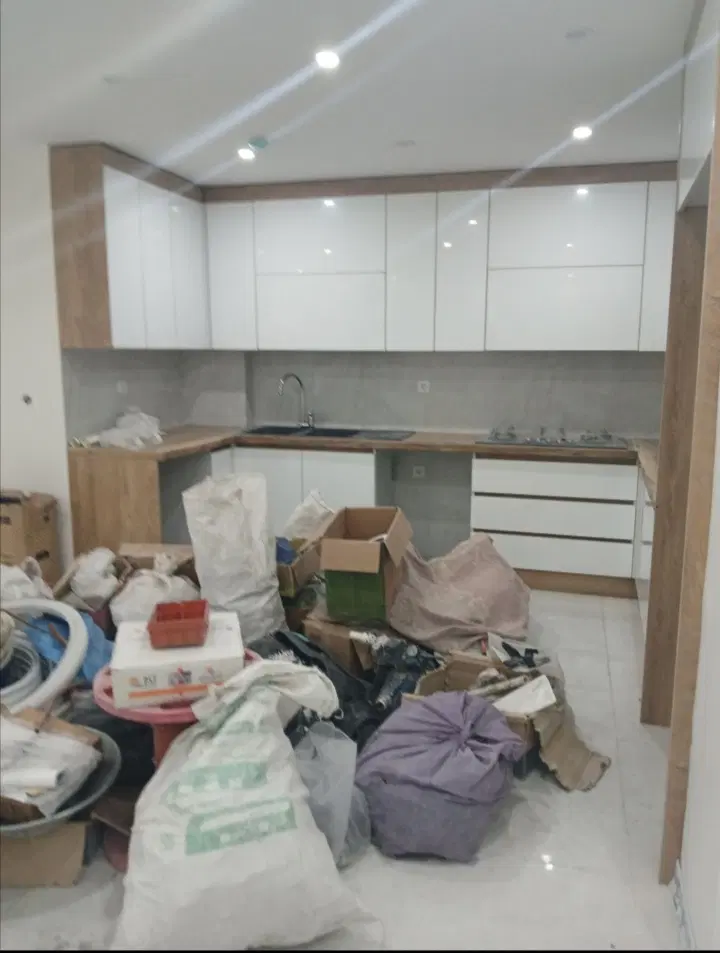 115متر3خواب فول امکانات ط اول نوساز شمال آذربایجان