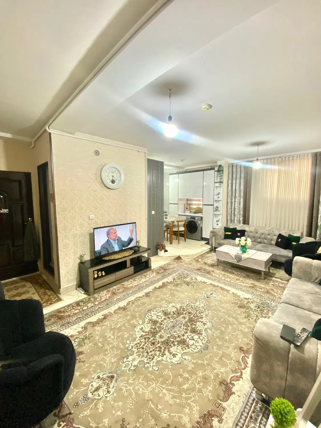 اجاره ۸۵ متری _شیک و تمیز_ خوش قیمت