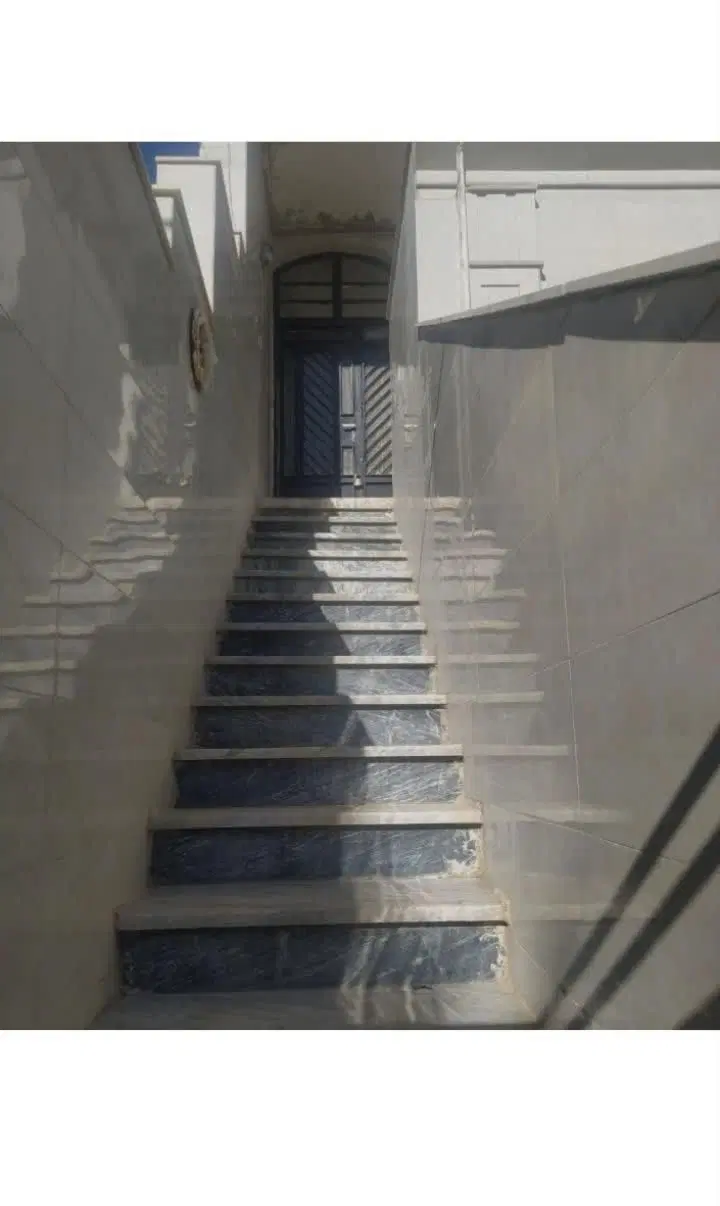 خانه دو طبقه