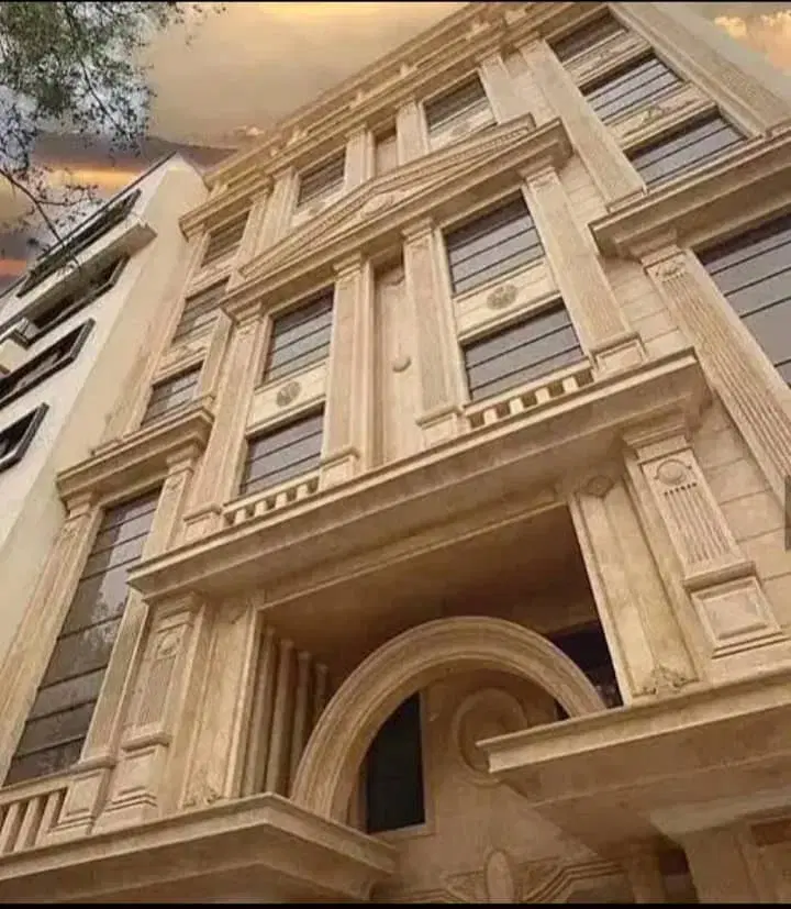 پیش فروش واحد ۱۰۰ متری و فروش واحد ۲۶۵ متری