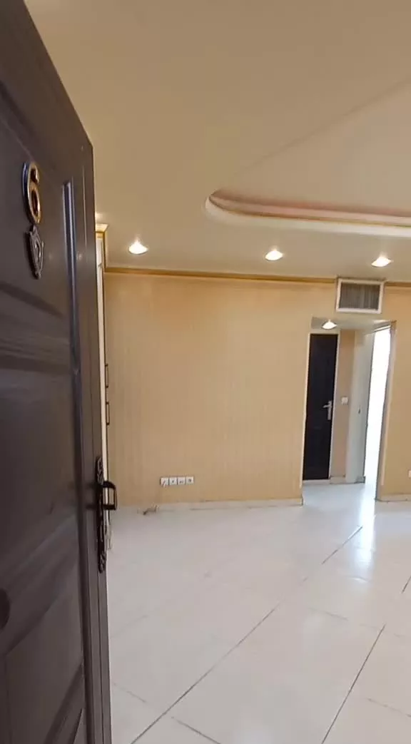 ۶۲متر ۲خواب پارکینگ دار