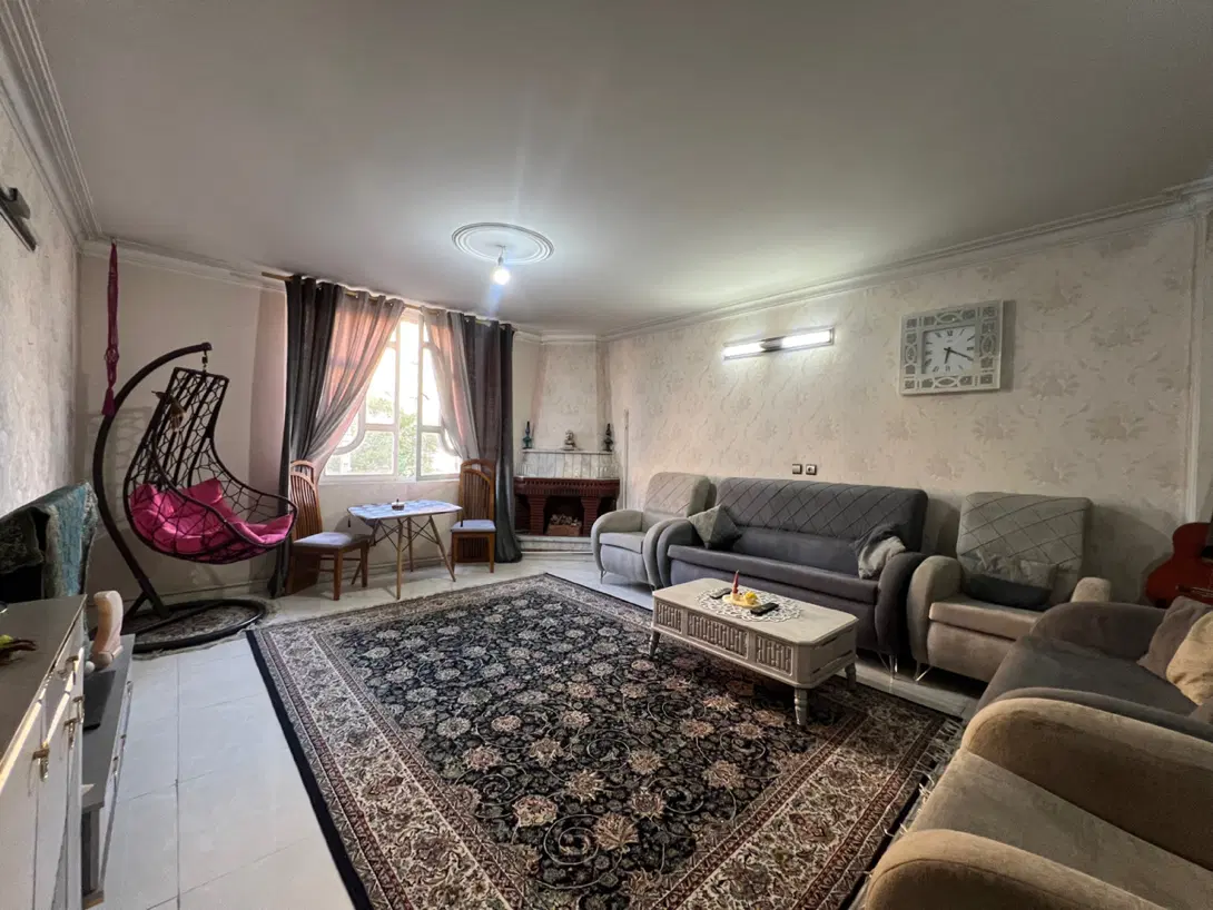 ۱۱۵ تخلیه روبه خیابان _ اسانسور دار_ بوستان ۳