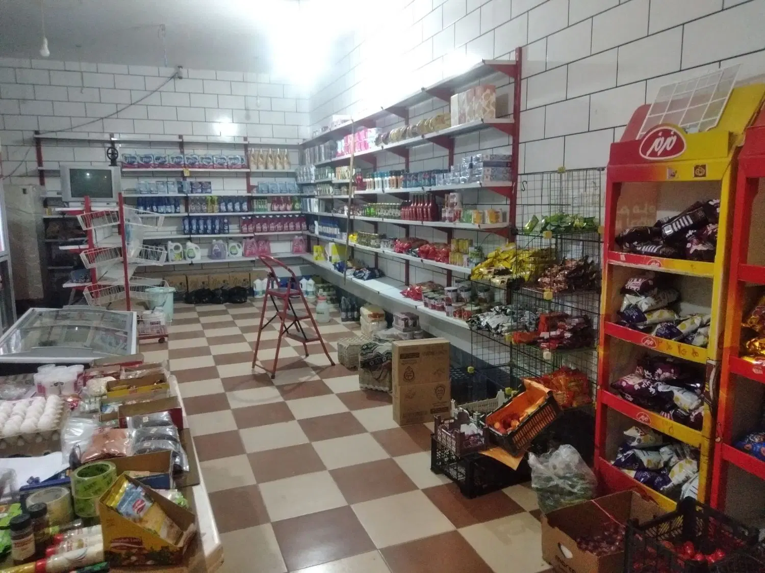 مغازه سوپری