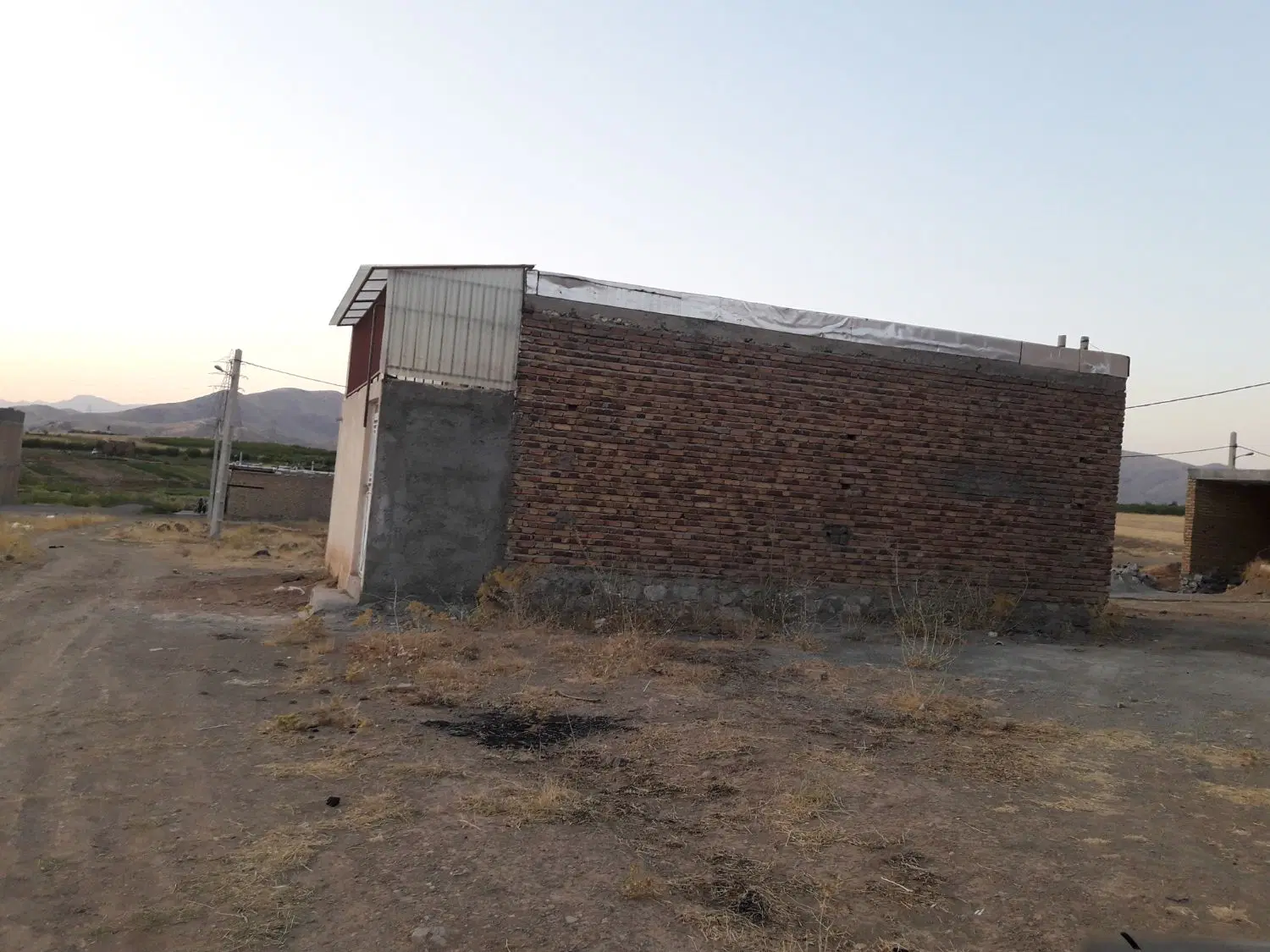 زمین نایسر ۵۰ متری