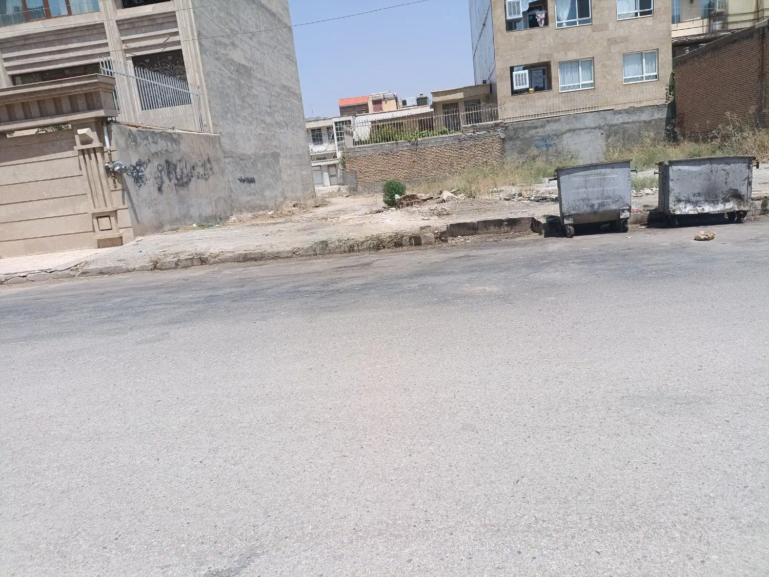 زمین 200متری دادگستری