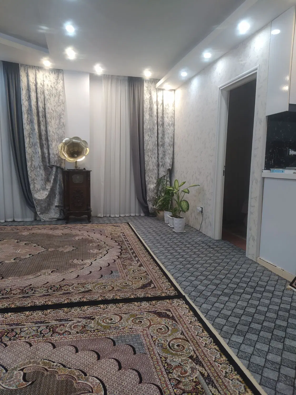 واحد فول لاکچری ژاندارمری