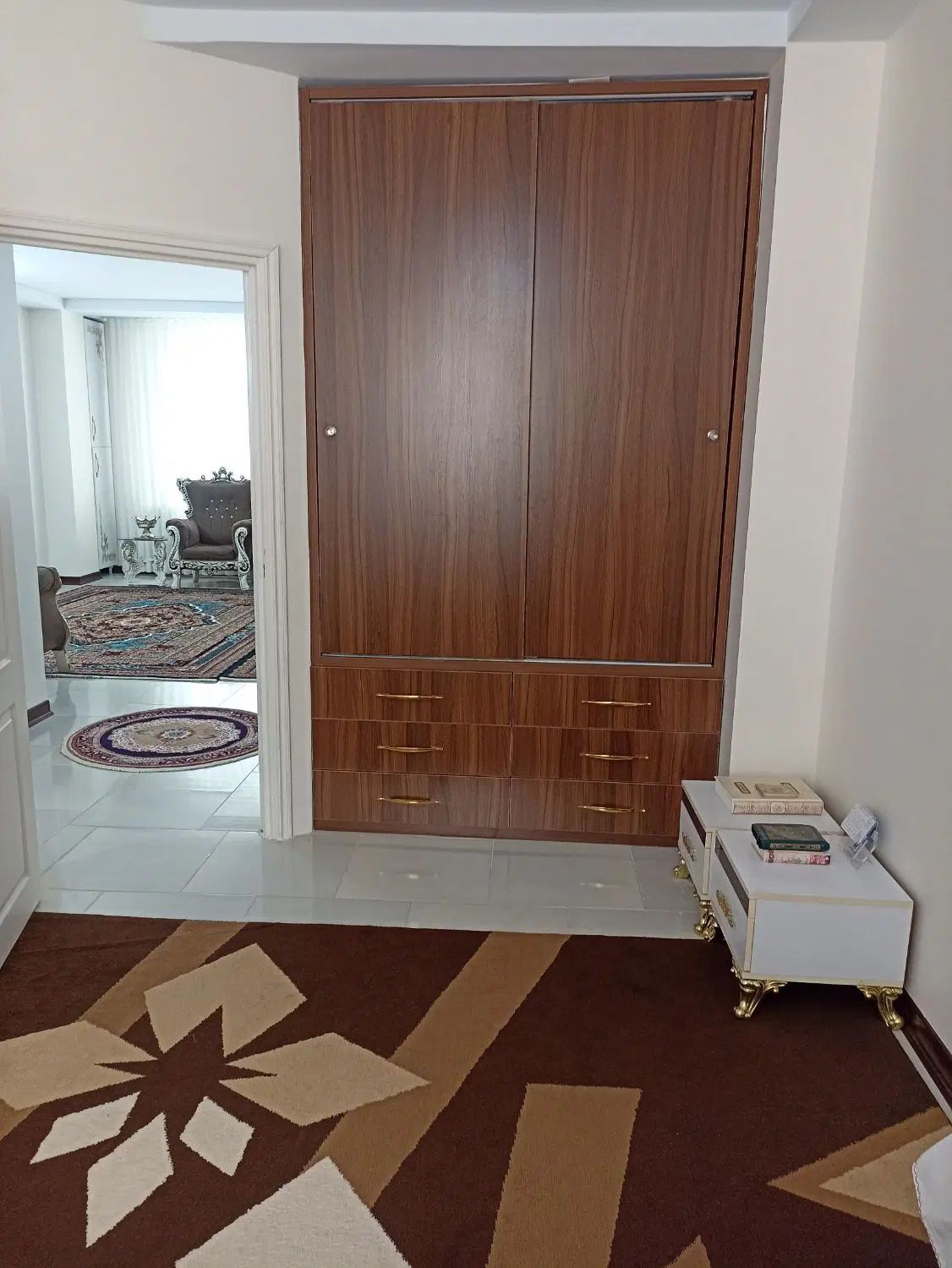 واحد مسکونی پشت سپاه